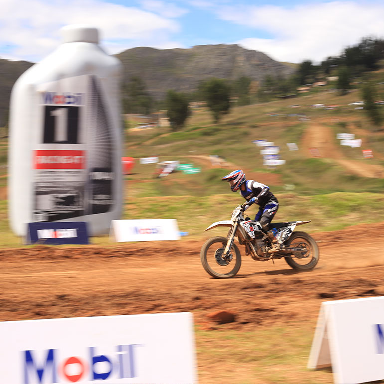La Super Liga Peruana de Motocross reúne a los mejores exponentes peruanos de la modalidad.