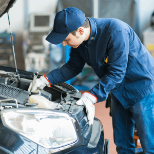 Tu mecánico podrá revisar el estado de la pieza de tu auto e indicar si es necesario cambiarlo
